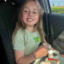 Fundraiser by Sophia Knowles : Emily's hair donation