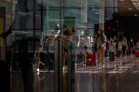 «con el certificado digital, españa retomará todas sus actividades económicas de forma segura y lograremos movilidad en el ámbito de la unión europea este mismo verano», dijo sánchez. Pasaporte Covid 19 Espana Pone En Marcha El Certificado Verde Digital Para Viajar Por Europa Sociedad El Pais