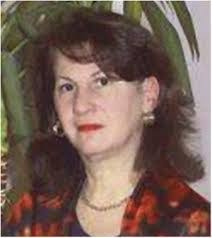 Ellen Stover's Instagram, Twitter & Facebook