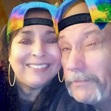 Are there any drive-through Christmas lights around here or within an hour  drive?