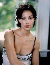 Actress ashley judd has starred in such films as 'kiss the girls,' 'double jeopardy' and 'divergent.' she is also the daughter and sister of the country. Ashley Judd Photo Ashley Judd Ashley Judd Ashley Judd Young Ashley