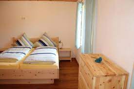 Badespaß mit kunst und natur. Ferienwohnung Titting Gunstig Buchen Deutschland Ab In Den Urlaub De