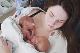 Rufus, Henry and Pearl are now over 3 weeks old.. Won't be long and they'll  hit one month! I can't believe how fast it's gone, but agonisingly slow at  the same time.