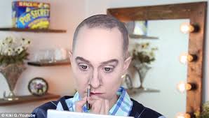 Vlogger transforms herself into Arrested Development's Buster Bluth
