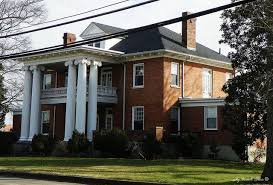 Beautiful Brick House With Columns In Dalton Georgia House Exterior Victorian Homes Greek Columns