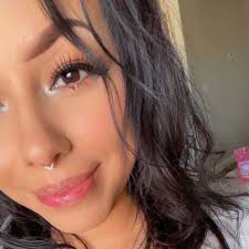 Raymond is very excited!! we got new neighbours last week and they have a  dog. We've not met yet.. but there has been a lot of sniffing through the  fence and the