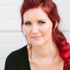 Lauren Venn's Instagram, Twitter & Facebook