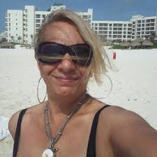 Bonnie Tolentino's Instagram, Twitter & Facebook