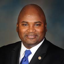 New Berlin man hears charges in gun threat case involving state senator