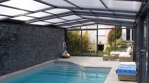 Je Veux Connaitre Le Prix D Une Veranda Pas Cher Avec 1 A 3 Devis En 1 Minute Ici Prix D Un Abri De Piscine CoaÆa T En 2020 Veranda Piscine Piscine Veranda Pas Cher