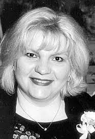 Sandra Singer's Instagram, Twitter & Facebook