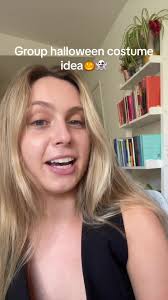 I want to do this so badly #greenscreen #halloweencostumeideas  #groupcostume #halloween2023 #y2k #disneychannel