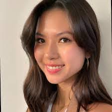 Olivia Dodge's Instagram, Twitter & Facebook