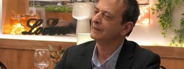 First Dates', una soltera de Chihuahua se ofende al saber que su cita tiene  una amiga esperándole fuera. "Es besucona y agradable"