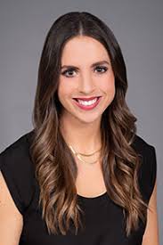 Lindsay Gamble's Instagram, Twitter & Facebook