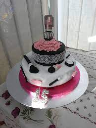 « joyeux anniversaire, mes vœux les plus sincères, que ces quelques fleurs, vous appor. Gateau D Anniversaire 15 Ans En Pate A Sucre Les Creations De Katytortue