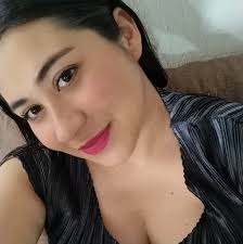 Uñas en tendencia 💅🏻💜