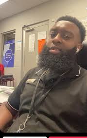 Drag me to the dark side and show me what my body was made for 🫣