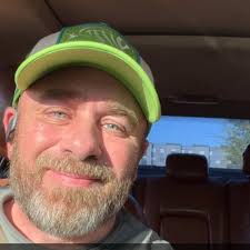 Chad Mooney (@chad.mooney.moonme) • Instagram photos and videos