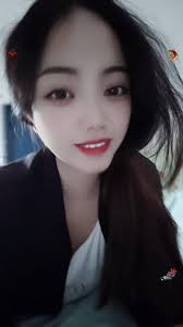 Doreen Xiong's Instagram, Twitter & Facebook