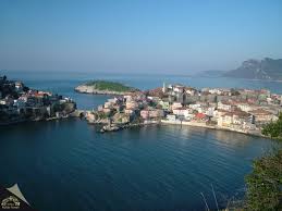 O dönemlerde uyuyan prensese benzetilen amasra, osmanlılar döneminde kadılık merkezi olmuş. Amasra Kultur Portali Medya Kutuphanesi