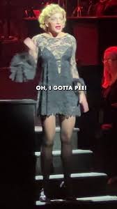 Nobody walks out on Roxie Hart! #chicagomusical #anavillafane  #broadwayisback #broadway #musicaltheatre #musicals
