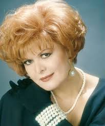 .albümler, gülden karaböcek biyografisi, gülden karaböcek kimdir?, gülden karaböcek yaş. Nese Karabocek Bu Haberleri Yapan Utansin Magazin Haberleri