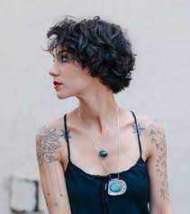 This look is been trending all over the social shorter hair is oftentimes stronger than longer strands, so even very fine hair can benefit from a super short cropped cut. Wavy Very Short Haircut Novocom Top