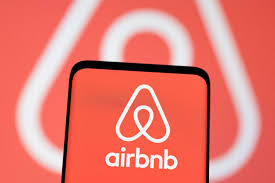 Airbnb Boosts Forecast on Strong Demand Across Regions