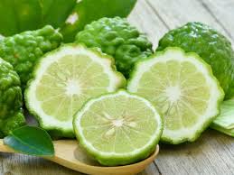 Jus cinta @ air limau kasturi 932 mmmmmm.! Scrub Limau Purut Untuk Rambut Kulit Kepala Sihat Lebih Cantik