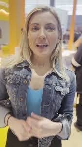 Susan Nault's Instagram, Twitter & Facebook