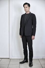 Their smooth and shiny design provides an elegant finish to a classic suit. Black Suit With Chelsea Boots Outfits 37 Ideas Outfits Lookastic