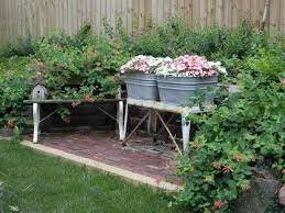 Bepflanzte Zinkwannen Als Schone Gartendeko Zinkwanne Bepflanzen Zinkwanne Miniteich