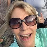 Debbie Sisco's Instagram, Twitter & Facebook