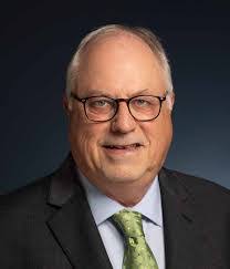 Brooke Hatch's Instagram, Twitter & Facebook