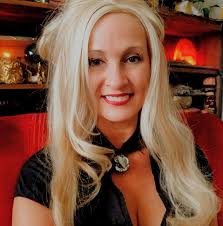 Can any one suggest a home remedy for knee an joint pain I suffer with  fibromyalgia an arteries an the pain in my legs are really bad ,PainMeds  ant Working any more