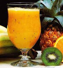 Batido De Platano Kiwi Y Pina The Cook Monkeys Receta En 2021 Batido De Platano Batido De Platano Y Pina Batidos De Frutas Recetas