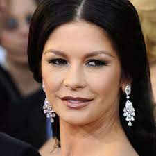 Check spelling or type a new query. Manisch Depressive Erkrankung Catherine Zeta Jones Wurde Geoutet Stars