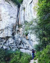 Turnu severin se inalta pe locul unui fort roman numit drobeta, care vine probabil de la un cuvant dacic. Cascada Vanturatoarea Instagram Posts Picuki Com