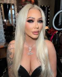 She's gorgeous no matter what!! Bunnie Xo Makeup by Hailee you are sooo  talented!! I would give anything to have my makeup done by you and hair by  Meme Shahan 😍😍🥵🤍🤍 ~Kelly 💙🤍