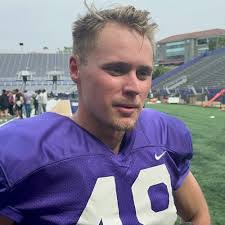 Ryan Hanson's Instagram, Twitter & Facebook