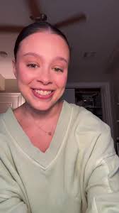 @tarte cosmetics @Maureen Kelly hi i love you guys so so much and would do  anything to work there :) 🩷 hoping you see this and for a chance!