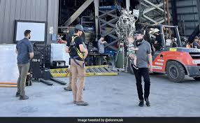 He is the founder, ceo, and chief engineer at spacex; Elon Musk S Day Out With Son X Ae A Xii Take A Look