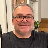 100+ "Stecher" profiles