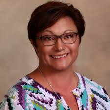 Danielle Credeur's Instagram, Twitter & Facebook