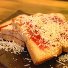 Hanya beberapa menu pilihan saja yang bisa saya nikmati. 8 Cara Membuat Roti Bakar Coklat Keju Dengan Aneka Rasa