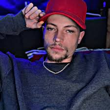 A.T. (@a.t._beck_official) • Instagram photos and videos