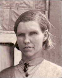 Olive “Ollie” Combs Miller (1910-1968)