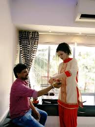 Palak Muchhal Dee Girdhar Swami Casting Director Facebook She started singing since age of four. palak muchhal dee girdhar swami