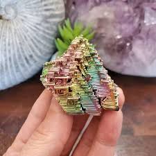 Bismuth Crystal For Sale Check Out This Item In My Etsy Shop Https Www Etsy Com Listing 771175803 High Quality Rainbow Bismuth Crystal Lab In 2020 Bismuth Crystal Citrine Crystal Crystals